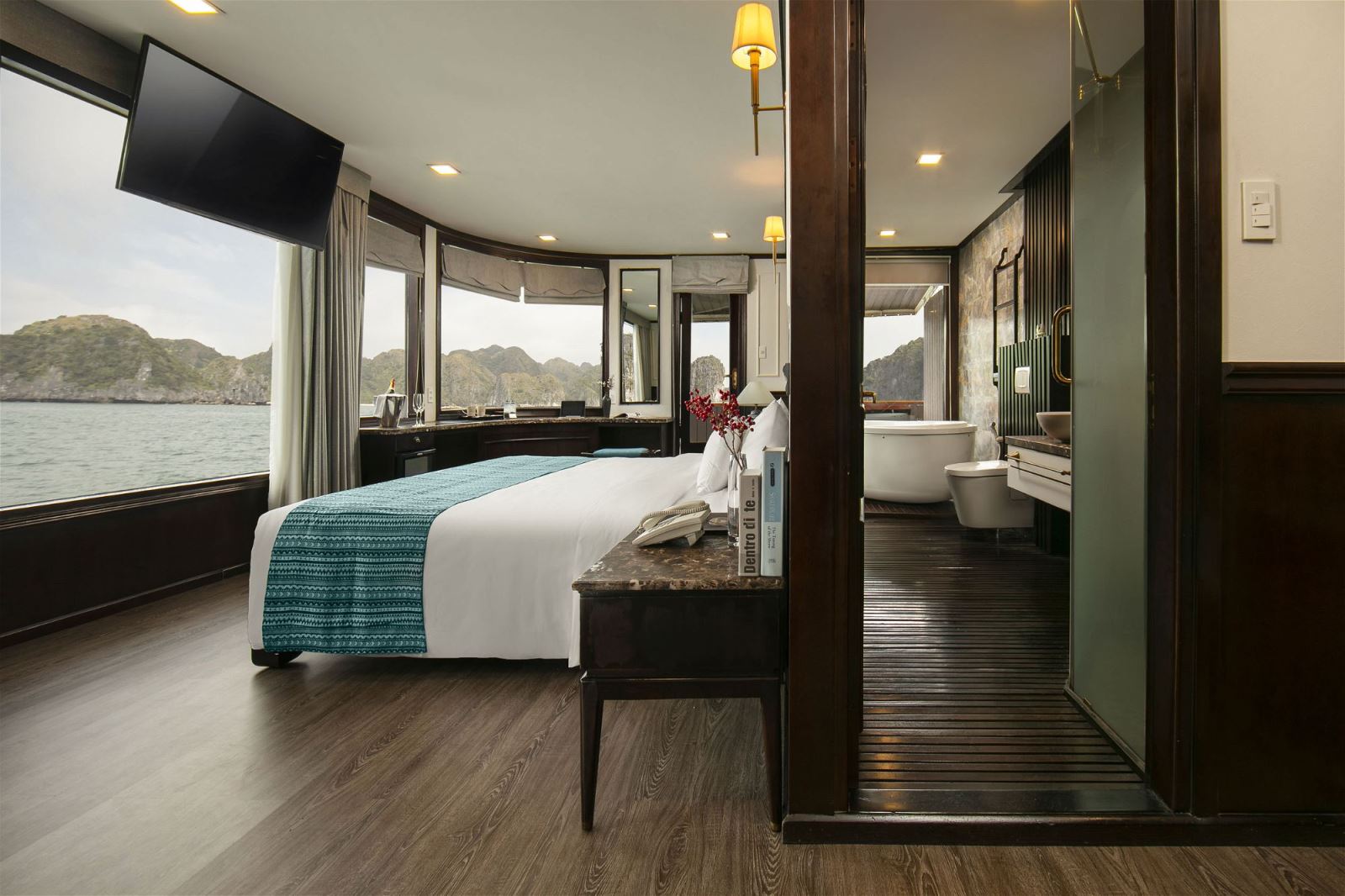 Deluxe Cabin